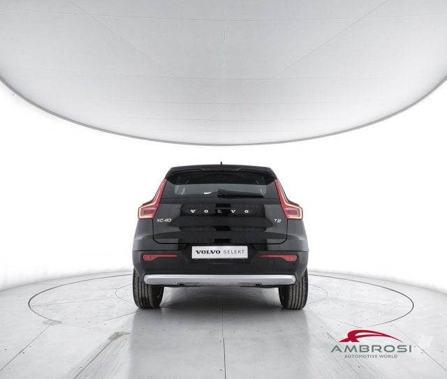 VOLVO XC40 usata 5