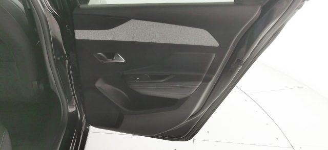 PEUGEOT 308 usata, con Climatizzatore automatico, 2 zone