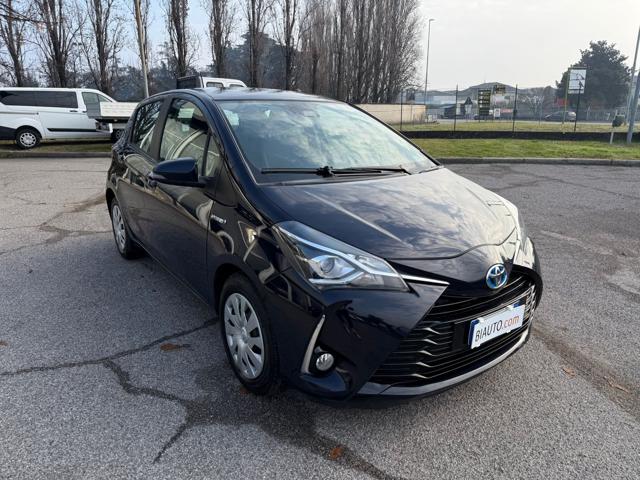 TOYOTA Yaris usata, con Autoradio