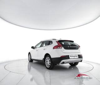 VOLVO V40 Cross Country usata 3