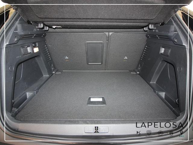 PEUGEOT 3008 usata, con Telecamera per parcheggio assistito