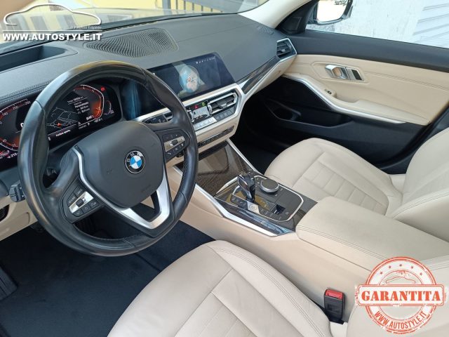 BMW 320 usata, con Fari full-led