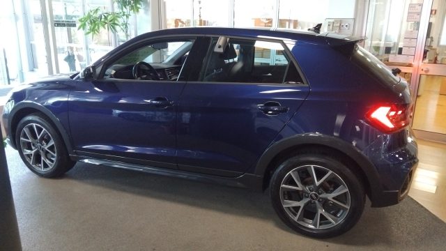AUDI A1 usata, con Autoradio