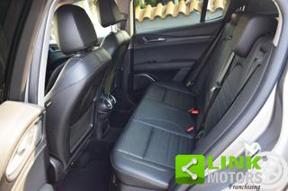 ALFA ROMEO Stelvio usata, con Alzacristalli elettrici