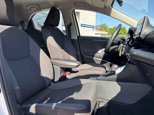 TOYOTA Yaris usata, con Servosterzo