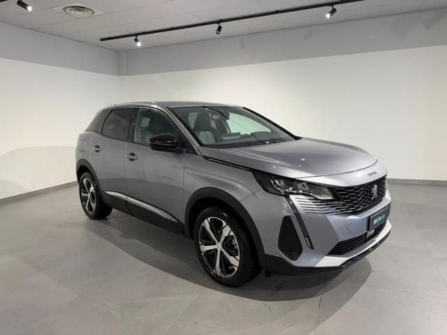PEUGEOT 3008 usata, con Airbag