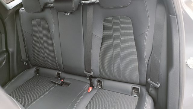 MERCEDES-BENZ GLA 200 usata, con ESP