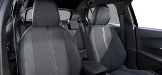 PEUGEOT 2008 usata, con Controllo automatico clima