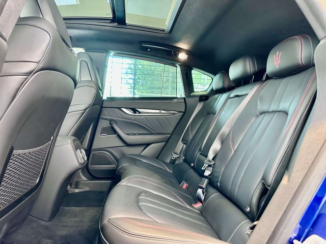 MASERATI Levante usata, con Fendinebbia