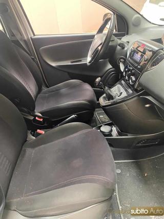 LANCIA Ypsilon usata 30