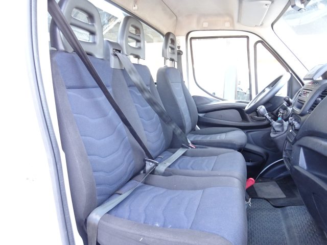IVECO Daily usata, con Servosterzo