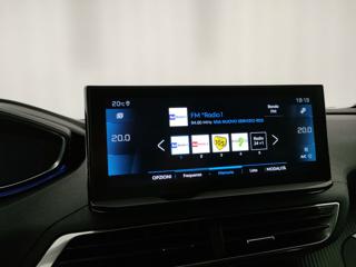 PEUGEOT 3008 usata, con Servosterzo