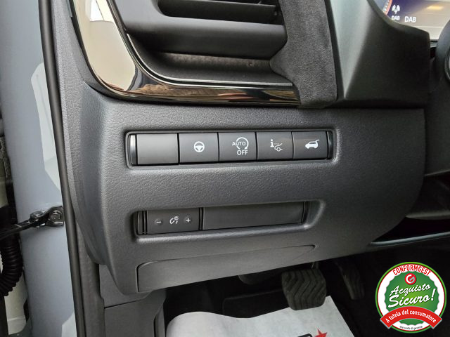 NISSAN Qashqai usata, con Sedili riscaldati