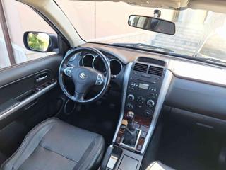 SUZUKI Grand Vitara usata, con Fendinebbia