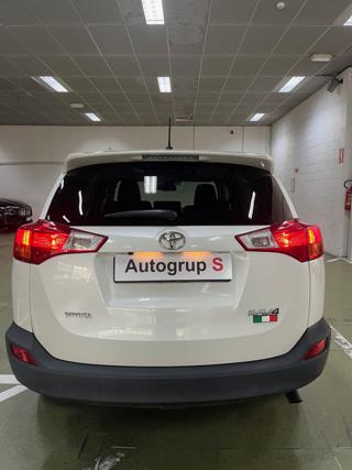 TOYOTA RAV 4 usata, con Airbag laterali