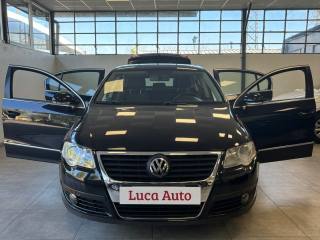 VOLKSWAGEN Passat usata, con Airbag