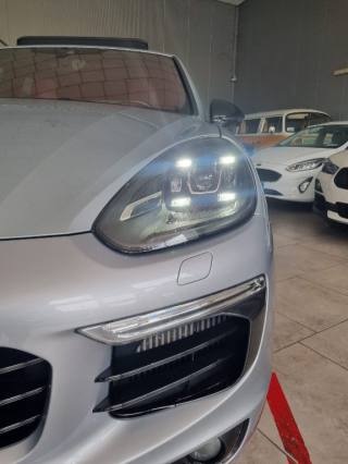 PORSCHE Cayenne usata, con Volante in pelle