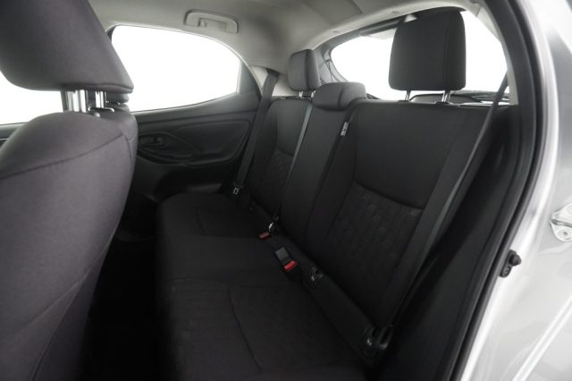 TOYOTA Yaris usata 3