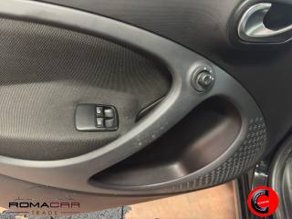 SMART ForFour usata, con USB