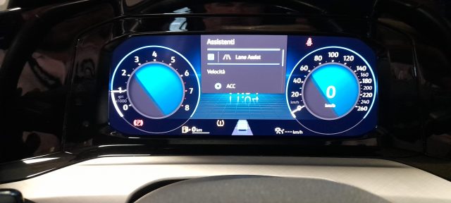 VOLKSWAGEN Golf usata, con Frenata d