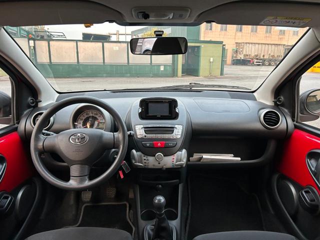 TOYOTA Aygo usata, con Chiusura centralizzata