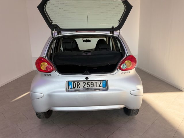 TOYOTA Aygo usata 11