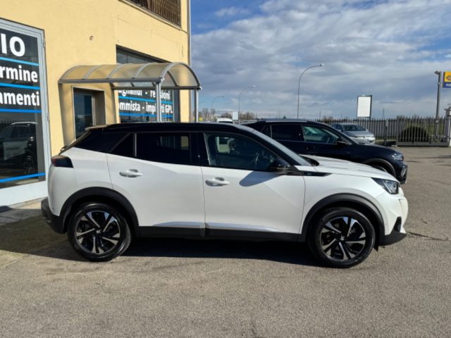 PEUGEOT 2008 usata, con Airbag