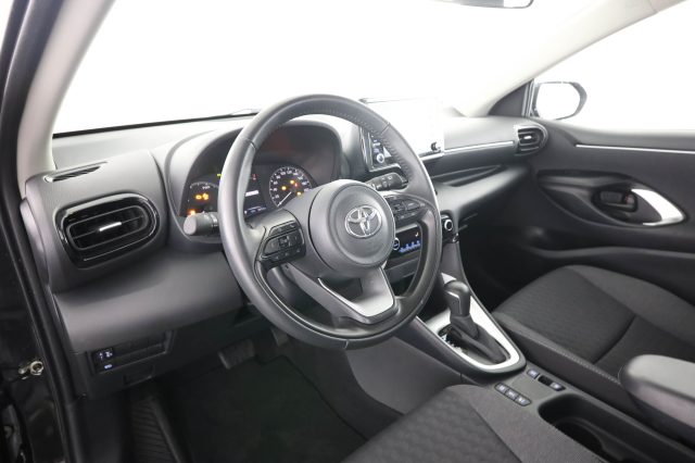 TOYOTA Yaris usata 6
