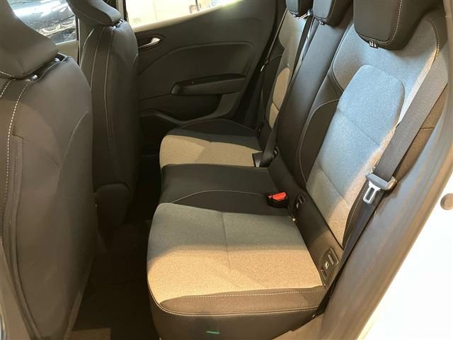 RENAULT Clio usata, con Sensori di parcheggio posteriori