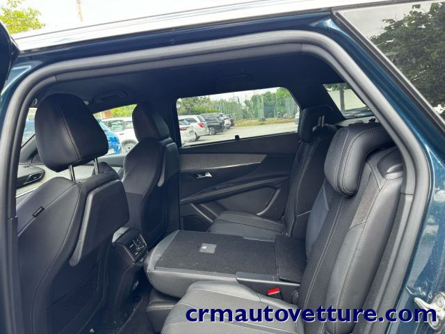 PEUGEOT 5008 usata, con Cerchi in lega