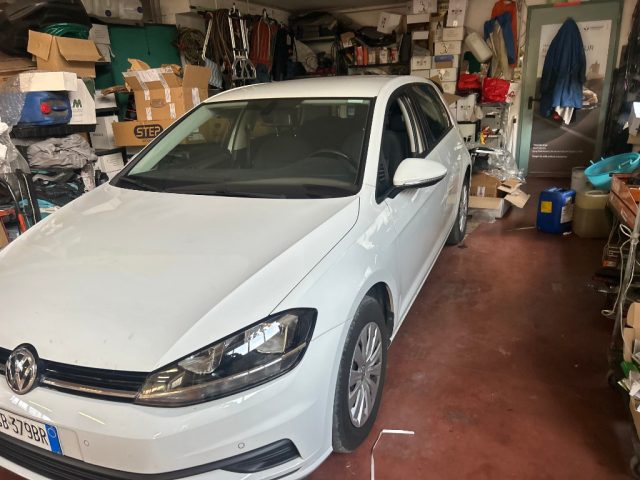 VOLKSWAGEN Golf usata, con ABS