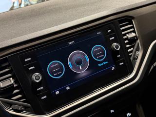 VOLKSWAGEN T-Roc usata, con Volante in pelle