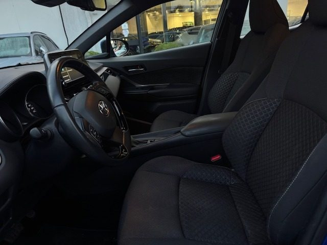 TOYOTA C-HR usata, con Fendinebbia