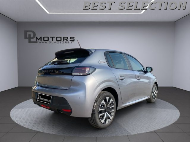 PEUGEOT 208 usata, con Autoradio