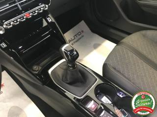 PEUGEOT 2008 usata, con Volante in pelle