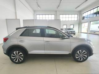 VOLKSWAGEN T-Roc usata, con Cerchi in lega