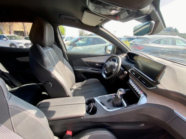 PEUGEOT 3008 usata, con Cruise Control