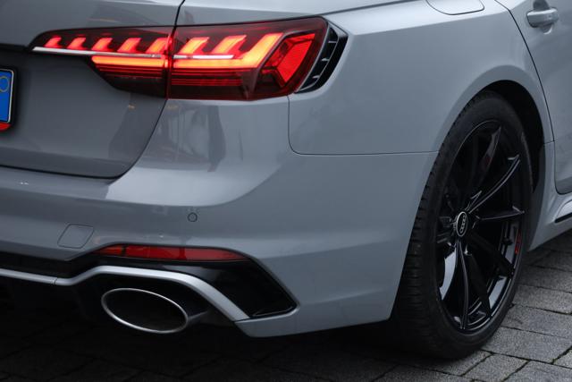 AUDI A4 usata, con Autoradio