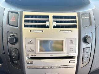 TOYOTA Yaris usata, con Sedile posteriore sdoppiato