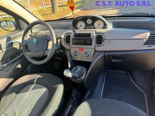 LANCIA Ypsilon usata, con Servosterzo