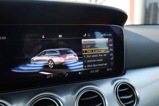 MERCEDES-BENZ E 220 usata, con Fari LED