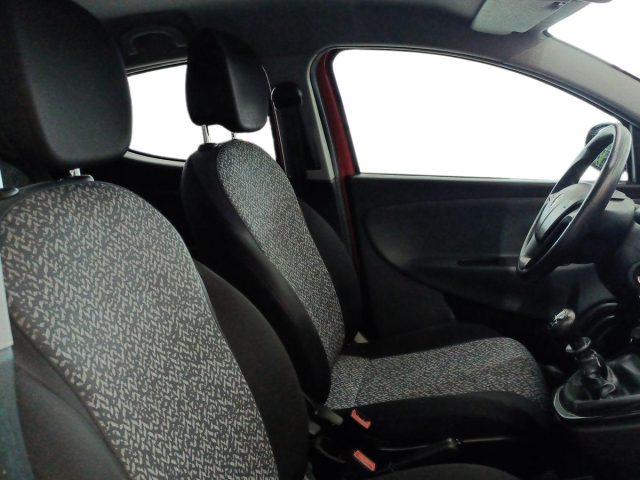 LANCIA Ypsilon usata, con Sedile posteriore sdoppiato