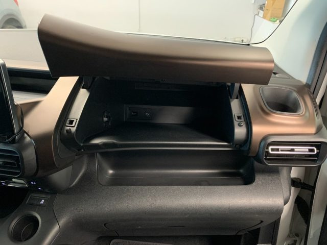 PEUGEOT Rifter usata, con Bracciolo