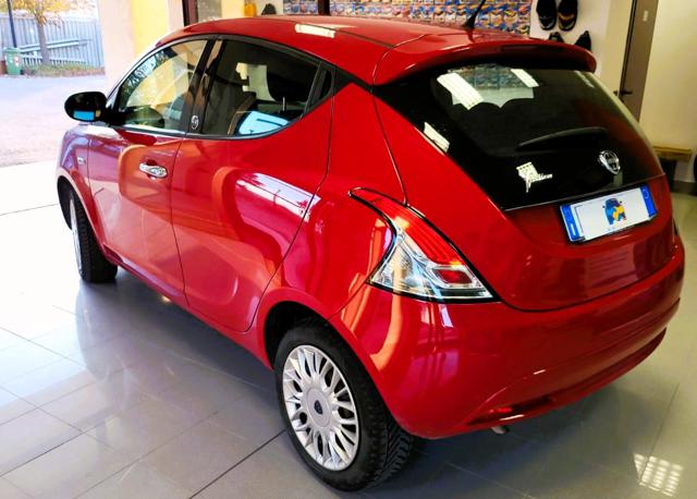 LANCIA Ypsilon usata, con Airbag