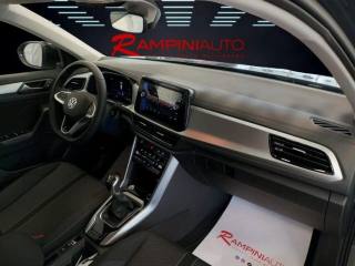 VOLKSWAGEN T-Roc usata 19