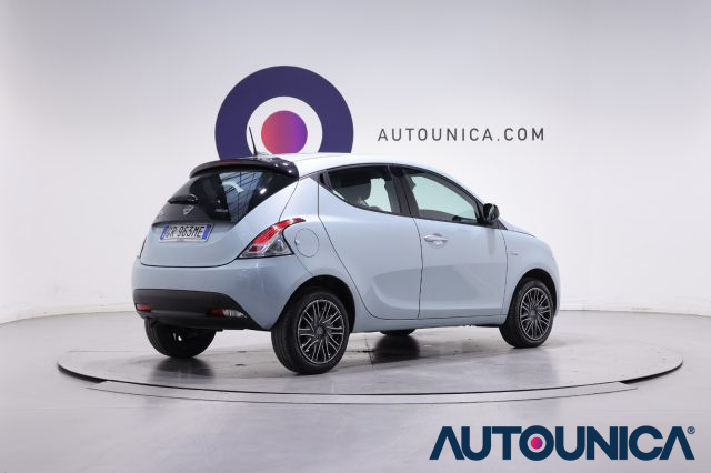 LANCIA Ypsilon usata, con Fari LED