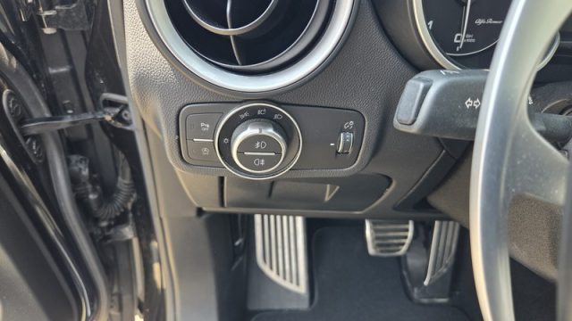 ALFA ROMEO Stelvio usata, con USB