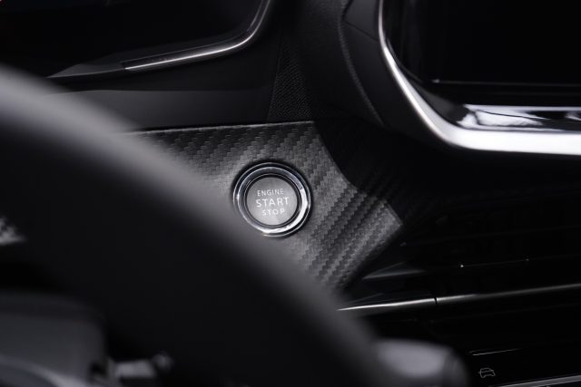 PEUGEOT 208 usata, con Servosterzo