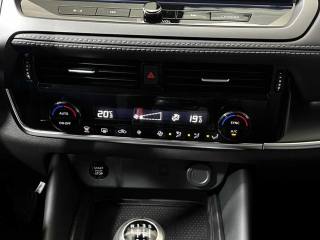 NISSAN Qashqai usata, con Telecamera per parcheggio assistito