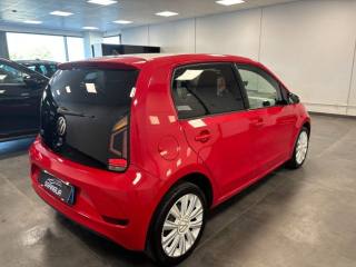 VOLKSWAGEN up! usata, con USB